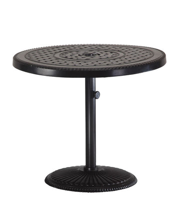 Grand Terrace Round Pedestal Table