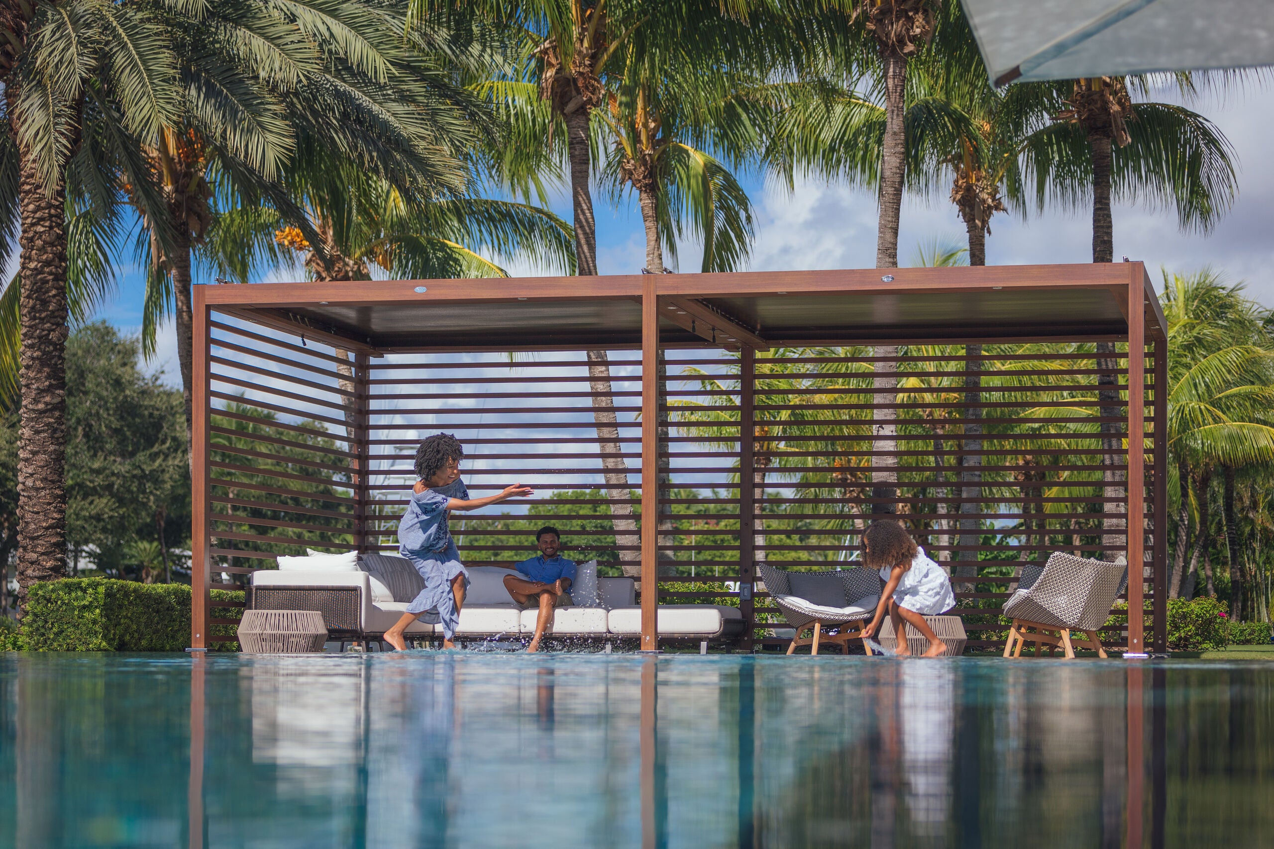 Solanox Cabana – Pacific Patio Furniture